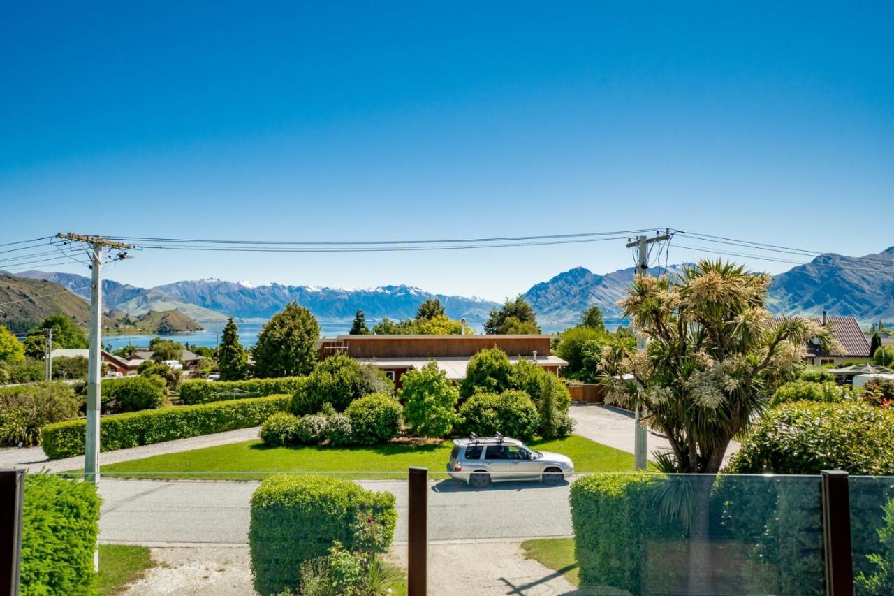 Views On Parry - Lake Hawea Holiday Home Экстерьер фото