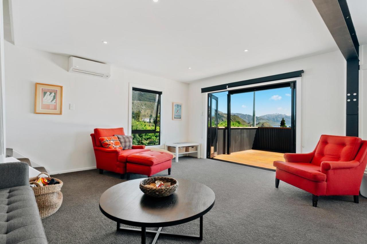 Views On Parry - Lake Hawea Holiday Home Экстерьер фото