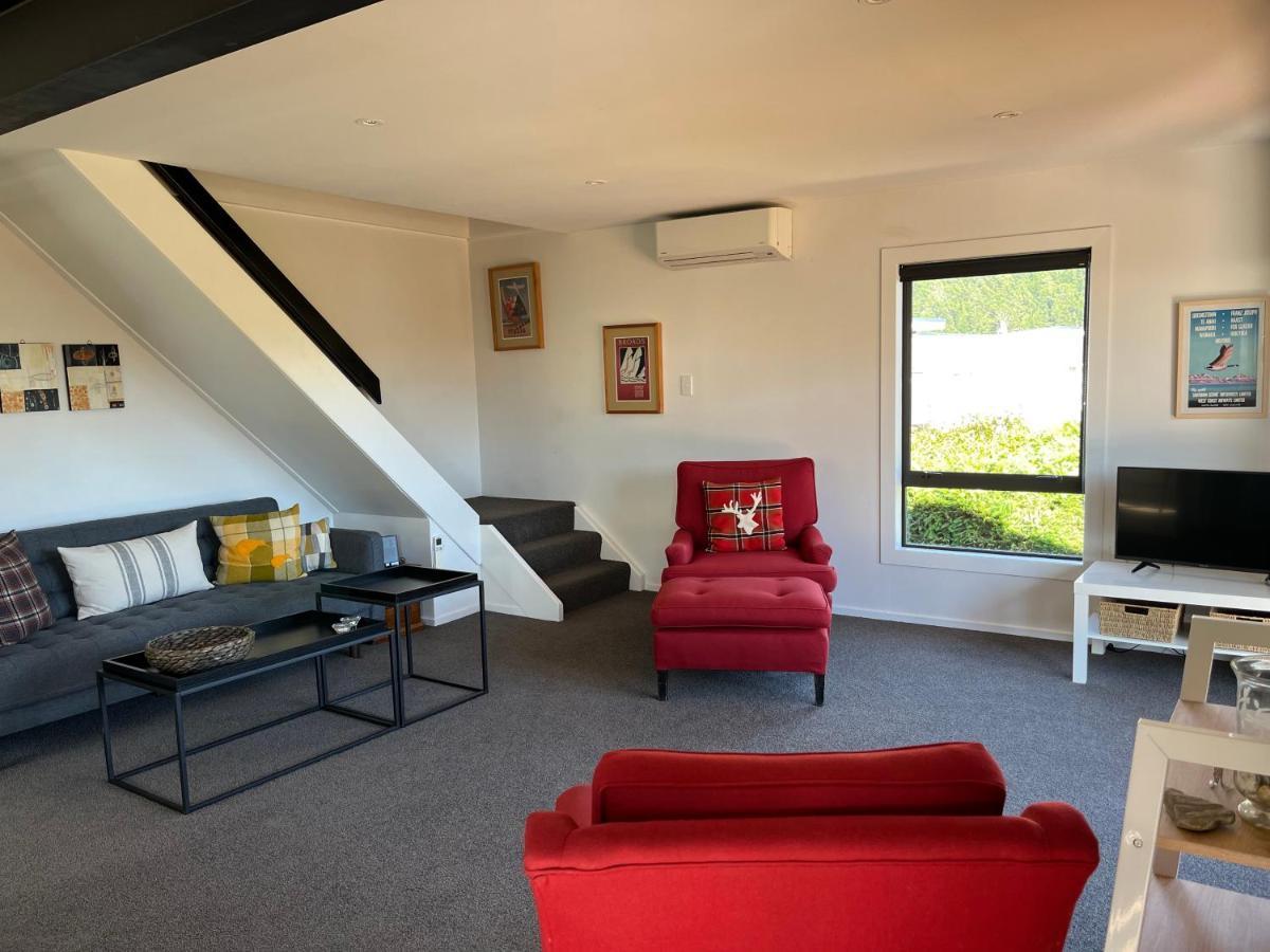 Views On Parry - Lake Hawea Holiday Home Экстерьер фото